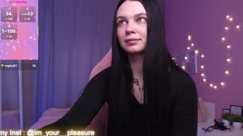 Snapshot of michela_fruet chatting on 03-08-26, 01:14 Kate online show from 03-08-26, 01:14