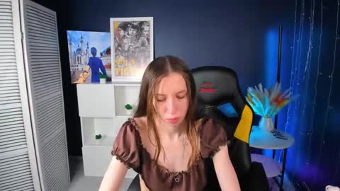 michele_mack online show from 03-10-25, 05:54