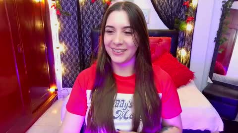 Snapshot of michell_h chatting on 02-24-25, 01:35 Nani online show from 02-24-25, 01:35