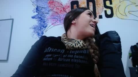 Snapshot of michell_h chatting on 02-20-26, 09:00 Nani online show from 02-20-26, 09:00