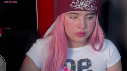 Snapshot of michell_petty01 chatting on 01-30-25, 02:58 michell_petty01 online show from 01-30-25, 02:58