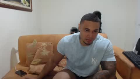 michelle_allen0104 online show from 03-05-25, 04:13