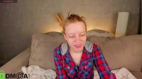 michelle_blond online show from 03-22-26, 07:45