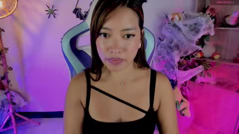Snapshot of michelle_chang chatting on 10-16-25, 06:53 michelle chang online show from 10-16-25, 06:53
