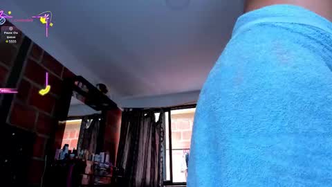 Snapshot of michelle_delatorre chatting on 03-25-26, 02:56 MICHELLE DE LA TORRE online show from 03-25-26, 02:56