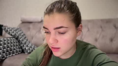 Michelle online show from 02-09-25, 06:37