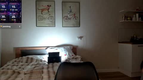 Michelle online show from 10-18-25, 04:08