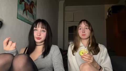 michelle_neely online show from 09-15-25, 02:39
