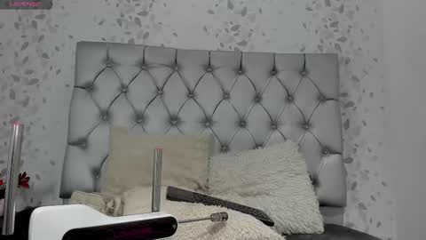 michelle perla online show from 09-23-25, 07:17