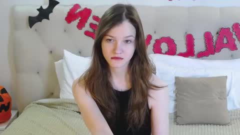 Michelle online show from 10-25-25, 12:23