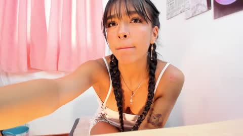 Michelle online show from 02-10-25, 02:26
