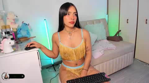 Snapshot of michelle_se chatting on 03-12-26, 10:38 Michelle online show from 03-12-26, 10:38