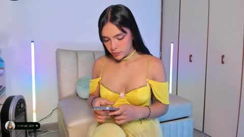 Snapshot of michelle_se chatting on 03-23-26, 06:12 Michelle online show from 03-23-26, 06:12