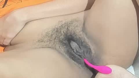 Snapshot of michelledanielss chatting on 01-31-25, 12:51 Michelle daniels online show from 01-31-25, 12:51