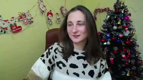 Snapshot of michellee11 chatting on 12-17-24, 12:22 Michel online show from 12-17-24, 12:22