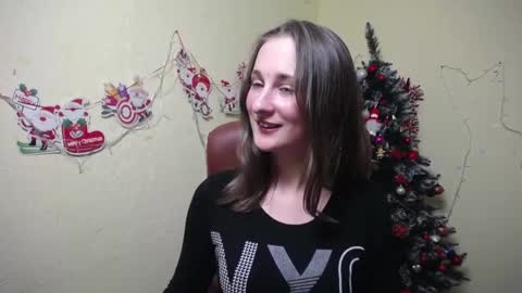 Snapshot of michellee11 chatting on 12-24-24, 04:40 Michel online show from 12-24-24, 04:40