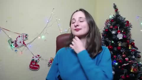 Snapshot of michellee11 chatting on 12-30-24, 12:20 Michel online show from 12-30-24, 12:20
