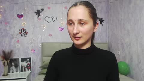 Snapshot of michellee11 chatting on 02-04-25, 03:15 Michel online show from 02-04-25, 03:15