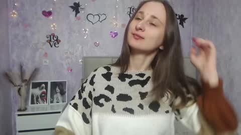 Snapshot of michellee11 chatting on 02-15-25, 12:11 Michel online show from 02-15-25, 12:11