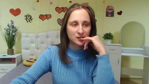 Snapshot of michellee11 chatting on 02-17-25, 12:16 Michel online show from 02-17-25, 12:16