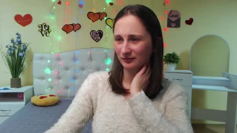 Snapshot of michellee11 chatting on 02-24-25, 03:20 Michel online show from 02-24-25, 03:20