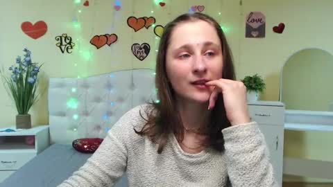 Snapshot of michellee11 chatting on 02-25-25, 12:03 Michel online show from 02-25-25, 12:03