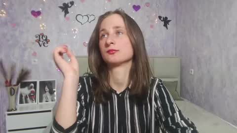 Snapshot of michellee11 chatting on 03-11-25, 03:34 Michel online show from 03-11-25, 03:34