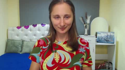 Snapshot of michellee11 chatting on 09-15-25, 11:10 Michel online show from 09-15-25, 11:10