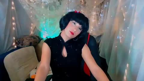 Agatha online show from 09-18-25, 09:39