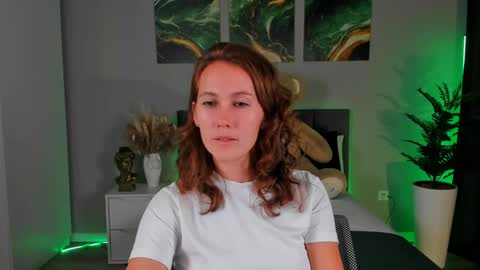Snapshot of michelleortis chatting on 12-05-24, 07:28 MichelleOrtis online show from 12-05-24, 07:28