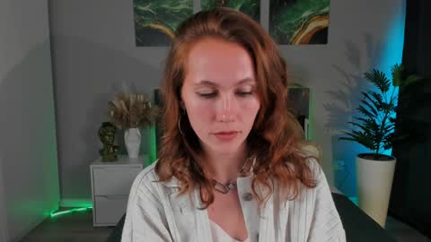 Snapshot of michelleortis chatting on 12-06-24, 07:12 MichelleOrtis online show from 12-06-24, 07:12