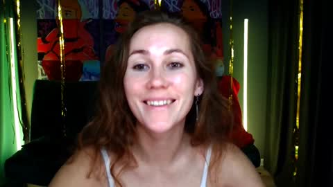 Snapshot of michelleortis chatting on 12-22-24, 07:42 MichelleOrtis online show from 12-22-24, 07:42