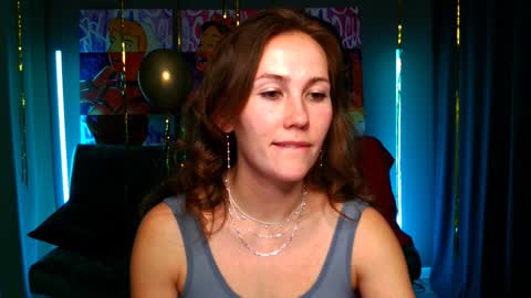 Snapshot of michelleortis chatting on 12-28-24, 08:04 MichelleOrtis online show from 12-28-24, 08:04
