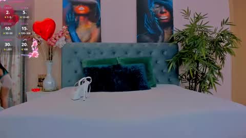 Snapshot of michellereys chatting on 02-23-25, 09:05 michellereys online show from 02-23-25, 09:05