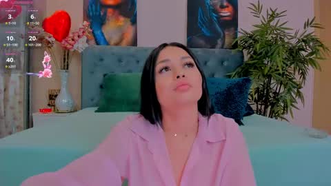 Snapshot of michellereys chatting on 02-27-25, 03:36 michellereys online show from 02-27-25, 03:36