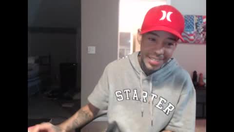 Snapshot of michigan9000 chatting on 10-06-25, 12:02 michigan9000 online show from 10-06-25, 12:02