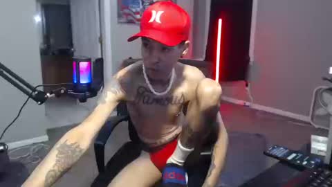 Snapshot of michigan9000 chatting on 10-11-25, 11:47 michigan9000 online show from 10-11-25, 11:47