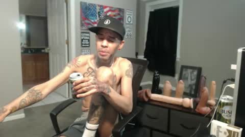 Snapshot of michigan9000 chatting on 10-22-25, 05:41 michigan9000 online show from 10-22-25, 05:41