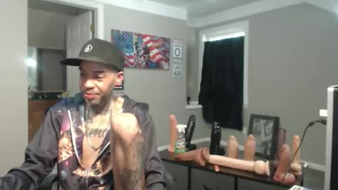 Snapshot of michigan9000 chatting on 10-22-25, 06:07 michigan9000 online show from 10-22-25, 06:07