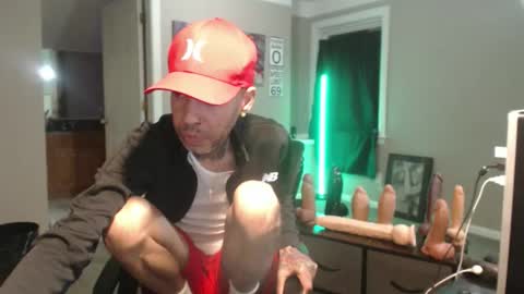 Snapshot of michigan9000 chatting on 10-25-25, 12:07 michigan9000 online show from 10-25-25, 12:07