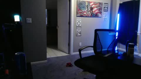 Snapshot of michigan9000 chatting on 11-02-25, 06:49 michigan9000 online show from 11-02-25, 06:49