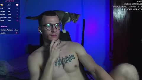 Mickey online show from 03-04-25, 01:06