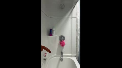 Mickey online show from 02-20-25, 08:39