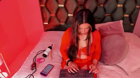 Micki online show from 09-10-25, 11:54