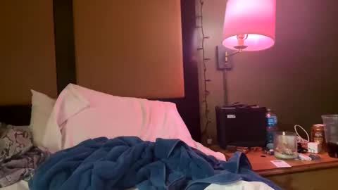 mickisofine online show from 12-30-24, 06:05