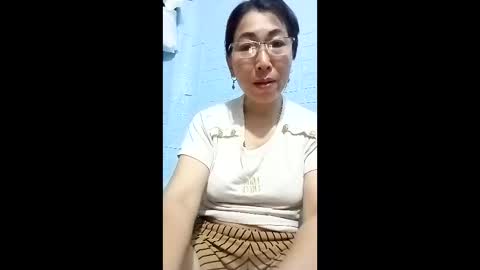 Snapshot of mickye00 chatting on 04-16-26, 12:55 Miky online show from 04-16-26, 12:55