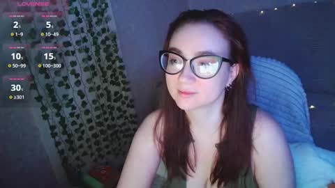 Snapshot of mickywood chatting on 03-05-26, 06:15 Micky online show from 03-05-26, 06:15