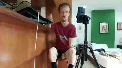 Aaron online show from 05-02-26, 07:52
