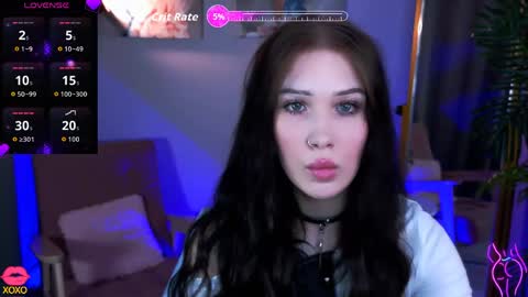 Snapshot of midnight_diamond chatting on 04-21-26, 10:12 Lia online show from 04-21-26, 10:12