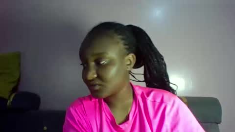 Snapshot of midnight_sexy chatting on 04-29-26, 01:10 midnight_sexy online show from 04-29-26, 01:10